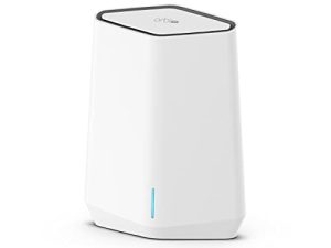 NETGEAR Orbi Pro WiFi 6 Tri-Band Mesh Add-on Satellite (SXS50) للعمل أو المنزل ، تغطية تصل إلى 2500 قدم مربع ، 75 جهازًا ، AX5400 802.11AX (حتى 5.4 جيجابت في الثانية) ، يتطلب موجه Orbi Pro WiFi 6